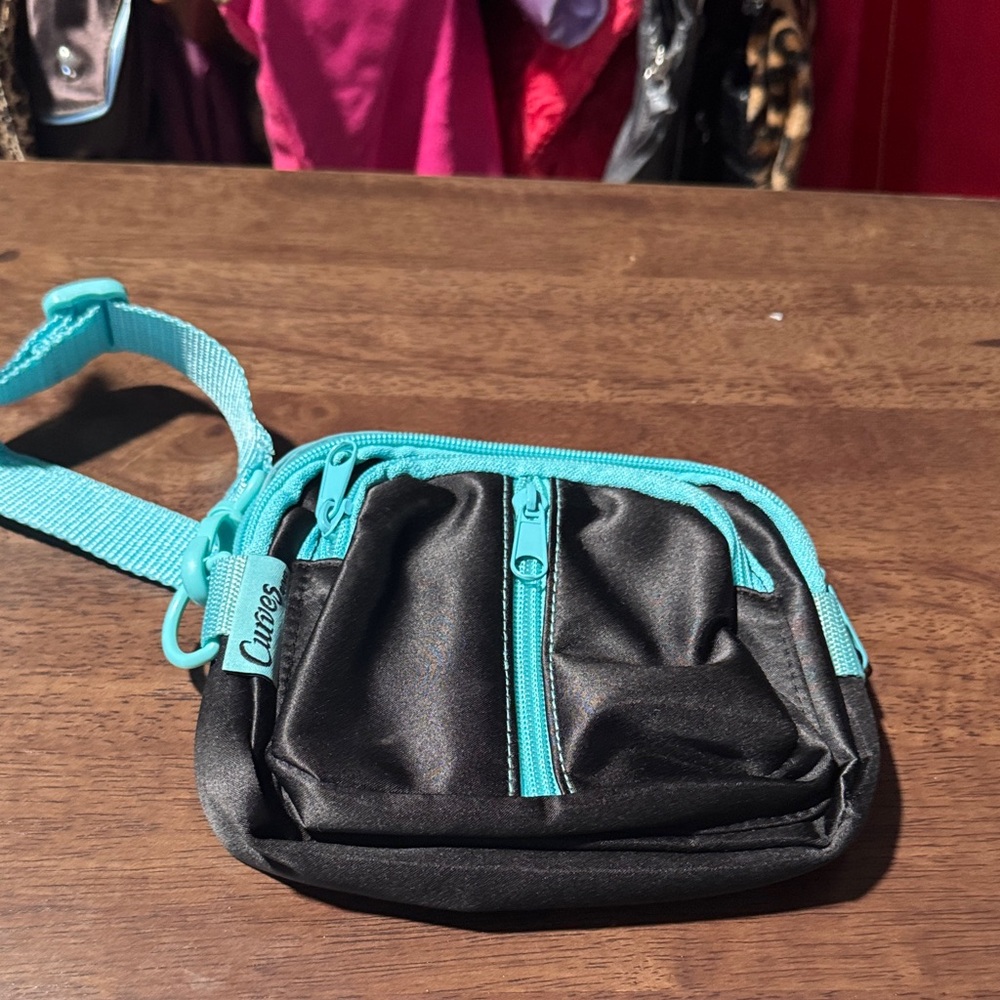 Avon curves Black and Teal Crossbody Bag